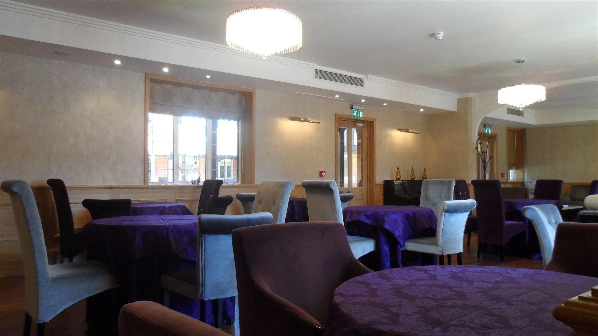 The Pillar Hotel London Restaurant foto